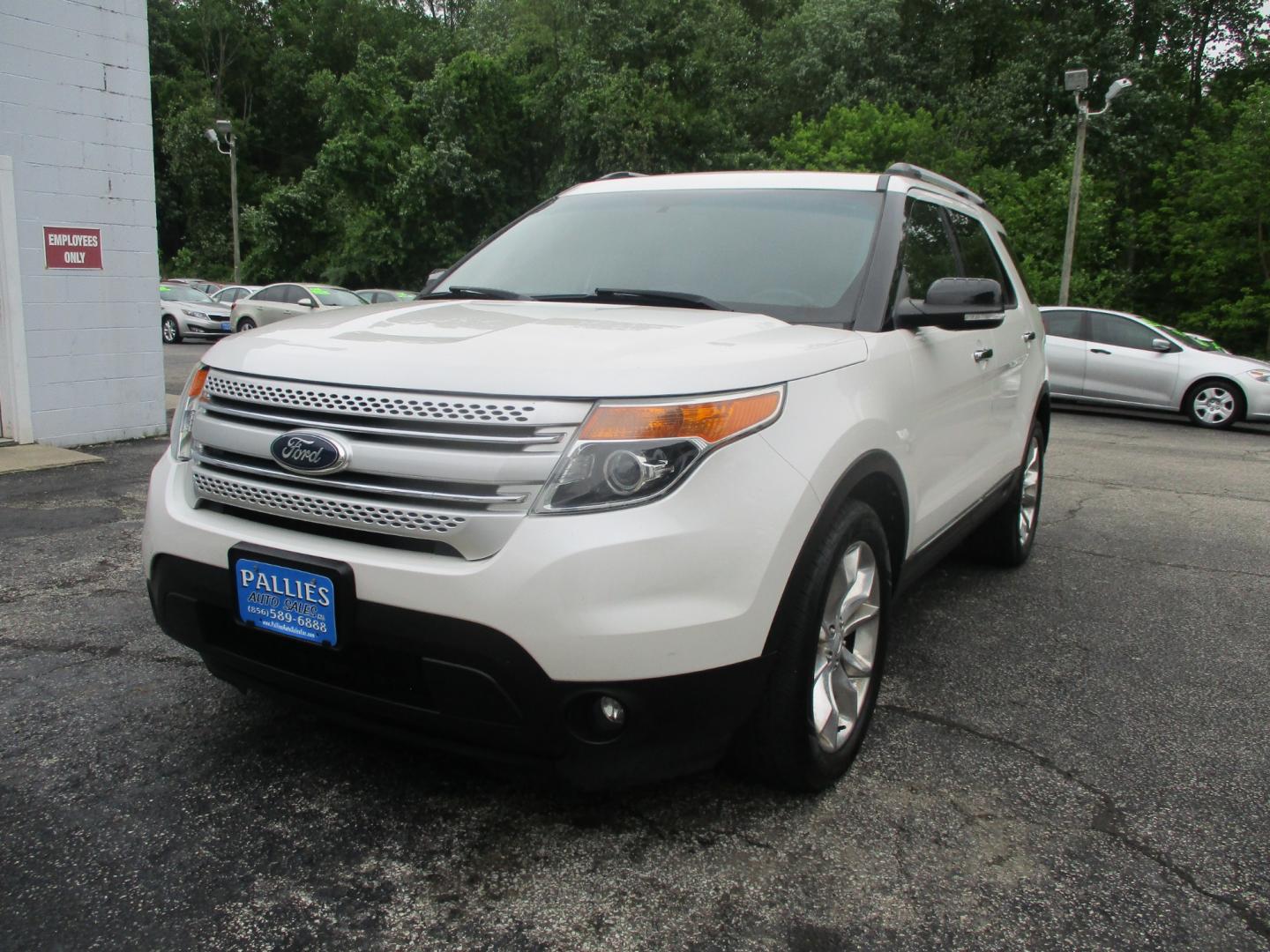 2013 WHITE Ford Explorer (1FM5K8D81DG) , AUTOMATIC transmission, located at 540a Delsea Drive, Sewell, NJ, 08080, (856) 589-6888, 39.752560, -75.111206 - Photo#0